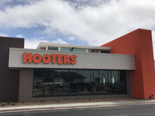 Hooters New Location in Yukon Features Video Wall and More