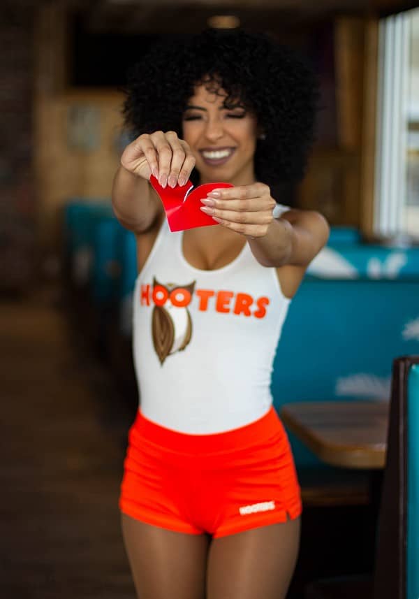 #ShredYourEx, Get Free Wings at Hooters this Valentine’s Day