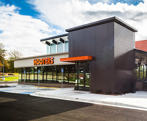 Hooters Exterior