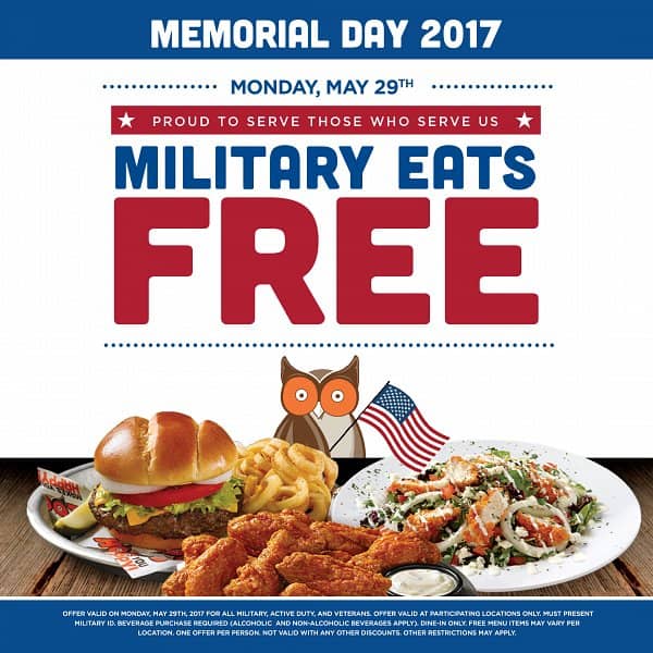 Hooters Serves Free Meals to Military on Memorial Day