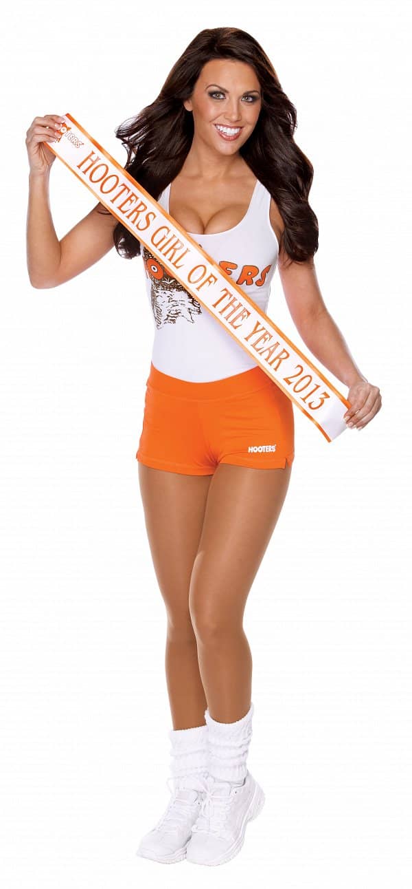 Hooters Names Rachel Fashing Hooters Girl of the Year 2013