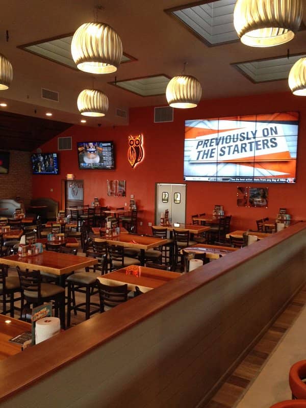 Hooters Unveils New Contemporary Design in San Marcos, Calif.